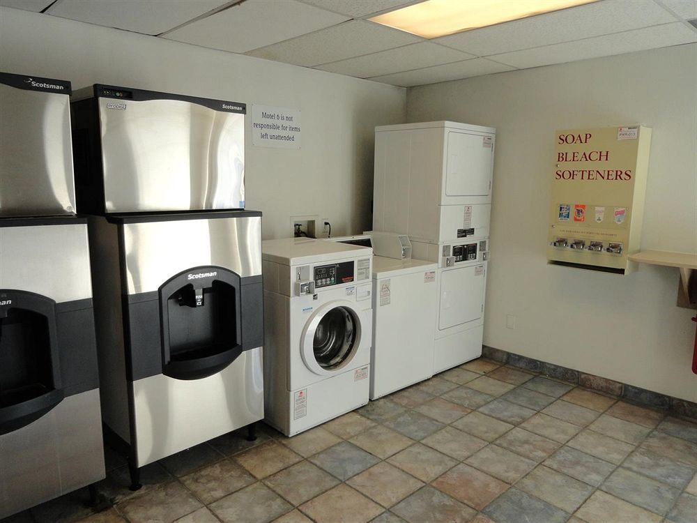 Days Inn By Wyndham Indianapolis South Bagian luar foto
