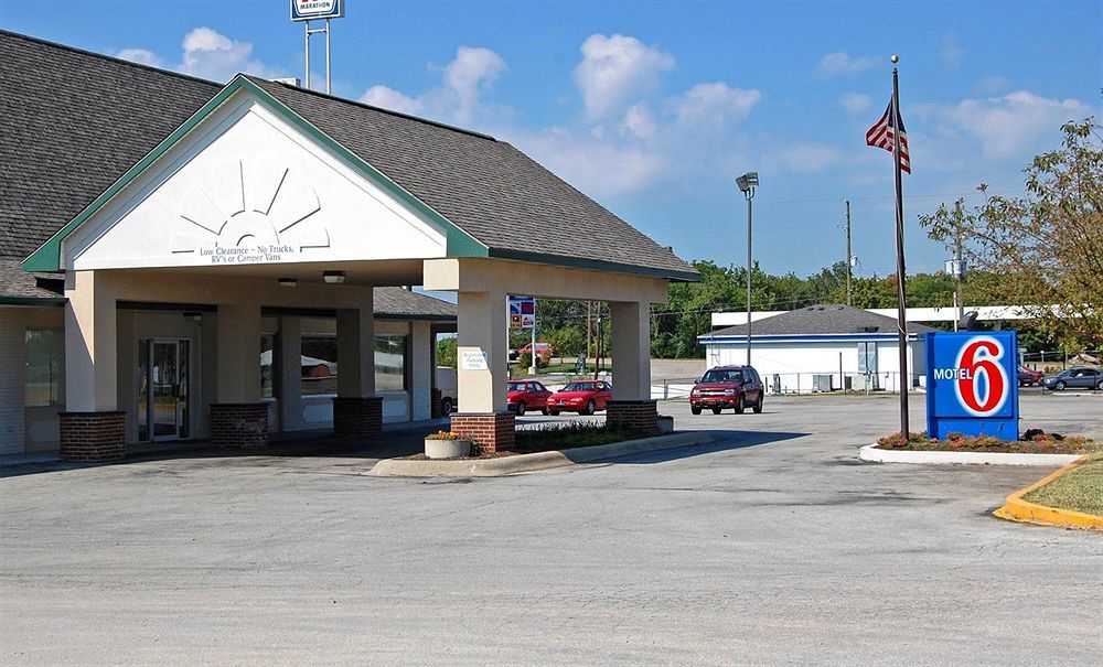 Days Inn By Wyndham Indianapolis South Bagian luar foto